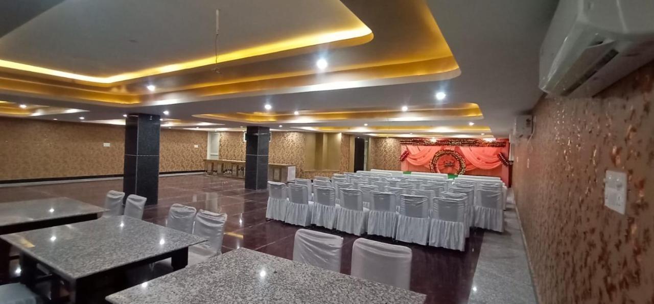 אורצ'ה Hotel Rajwada Palace מראה חיצוני תמונה