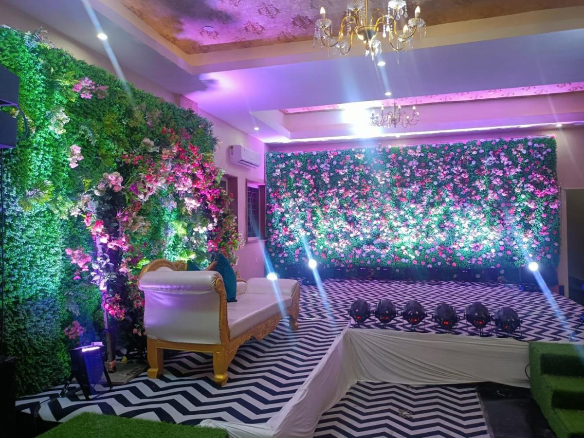 אורצ'ה Hotel Rajwada Palace מראה חיצוני תמונה