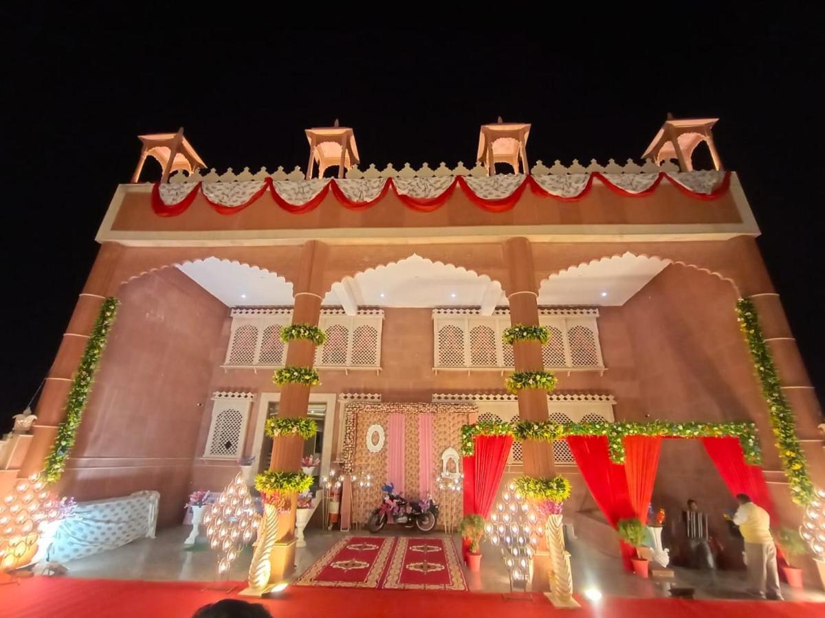 אורצ'ה Hotel Rajwada Palace מראה חיצוני תמונה