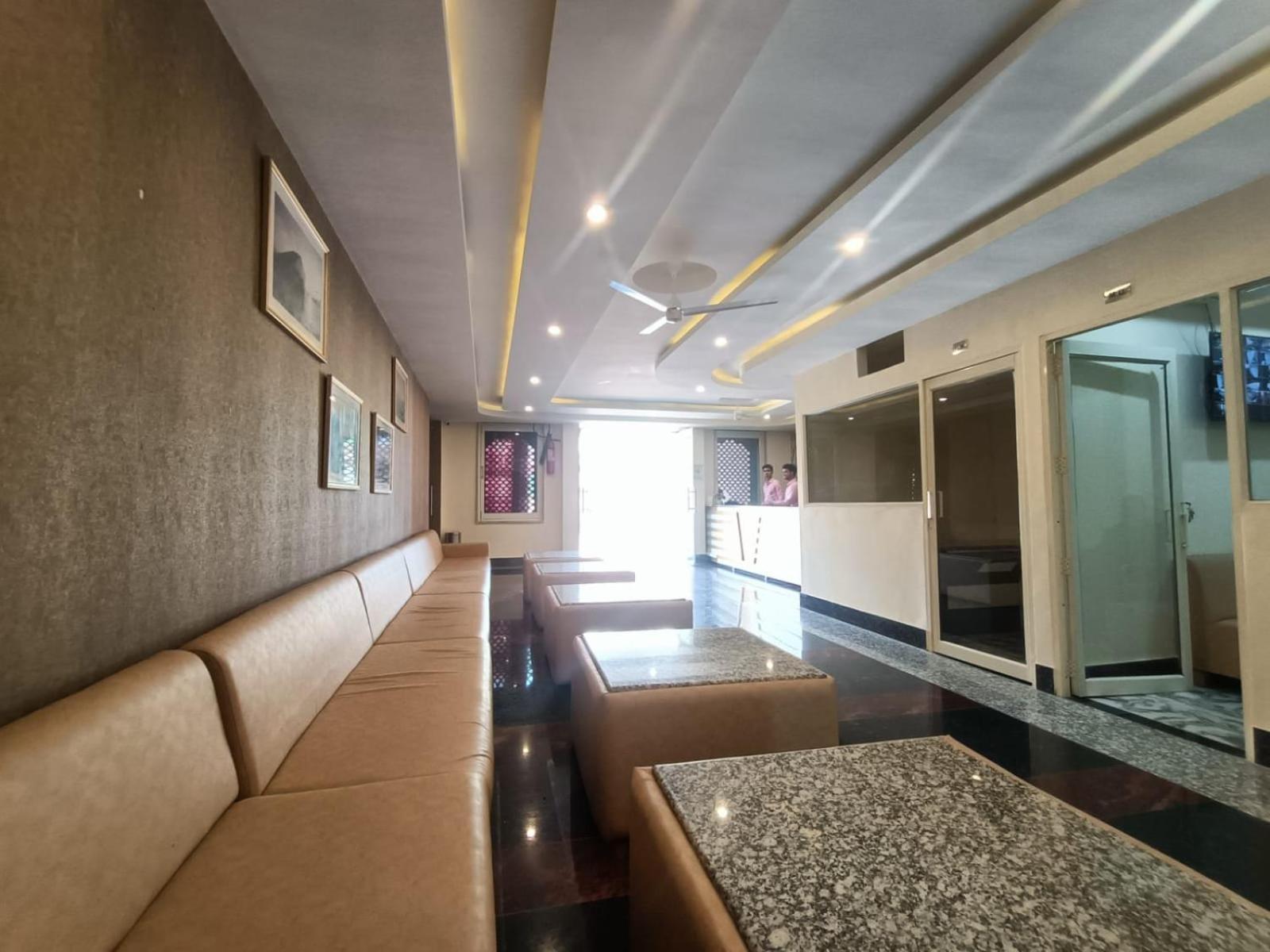 אורצ'ה Hotel Rajwada Palace מראה חיצוני תמונה
